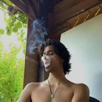 邱湛蓝